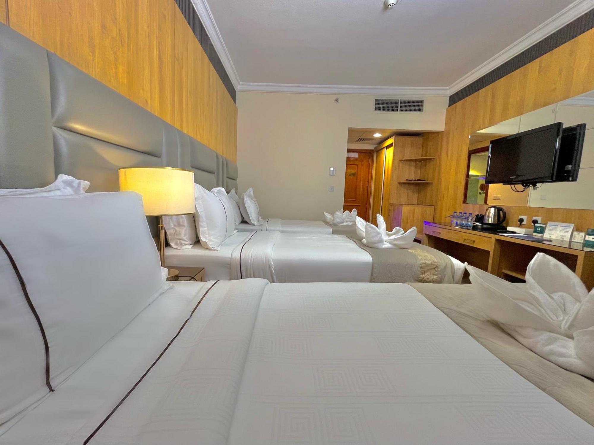 Zowar International Hotel Medina Bagian luar foto