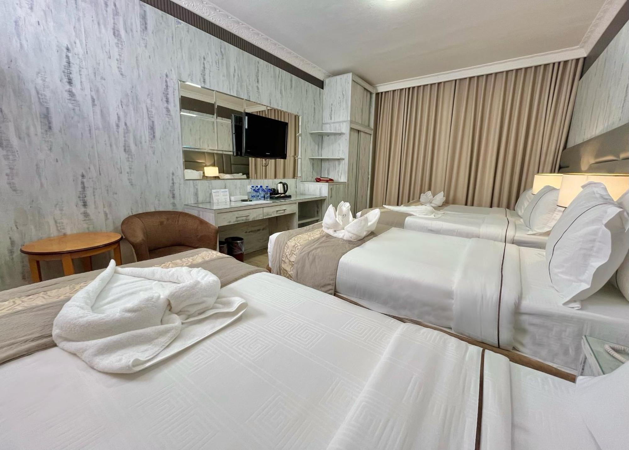 Zowar International Hotel Medina Bagian luar foto